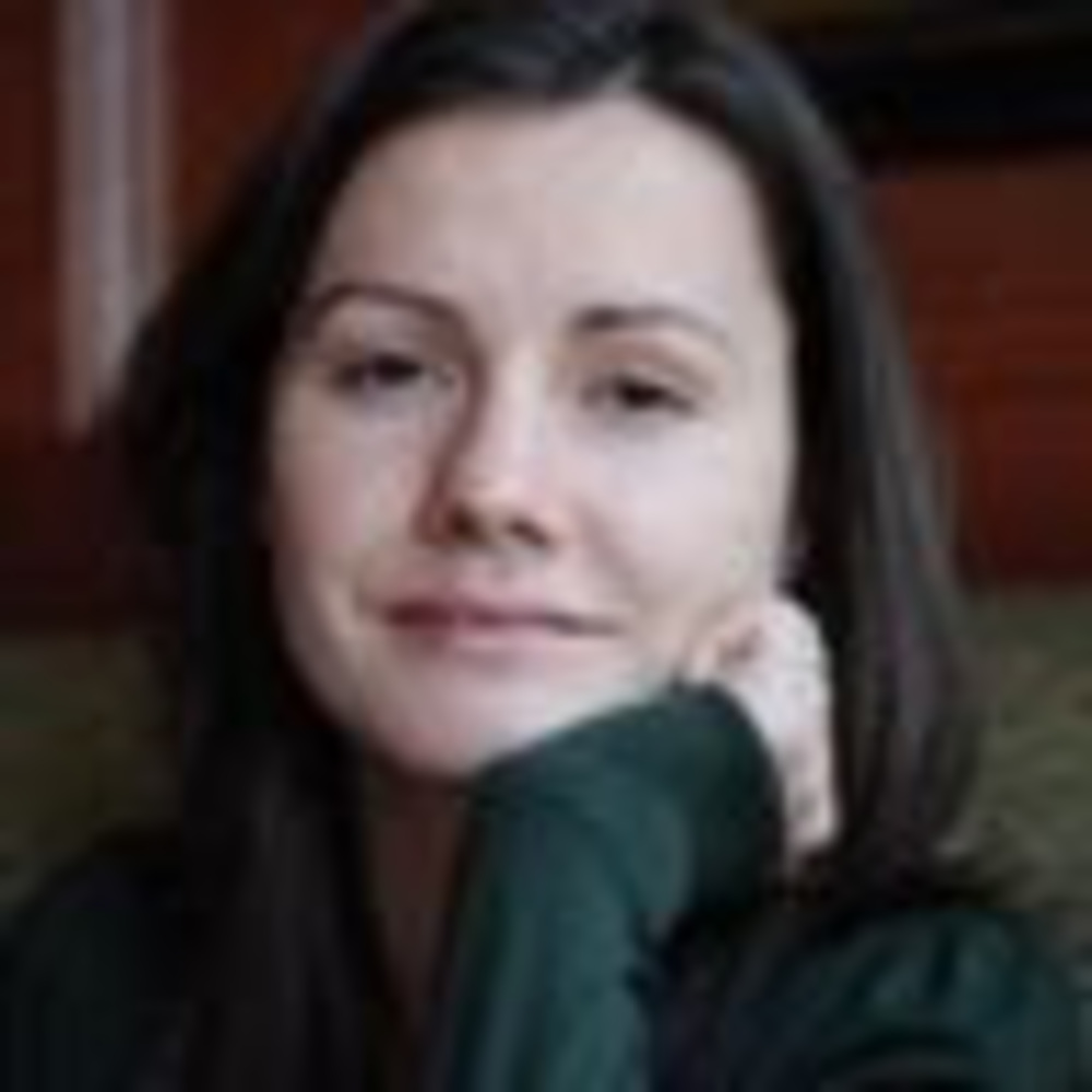 Meet your Posher, Simona